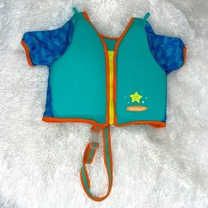 🏊🏼‍♀️ Swim School life vest fits 4-6 years, max 50lbs